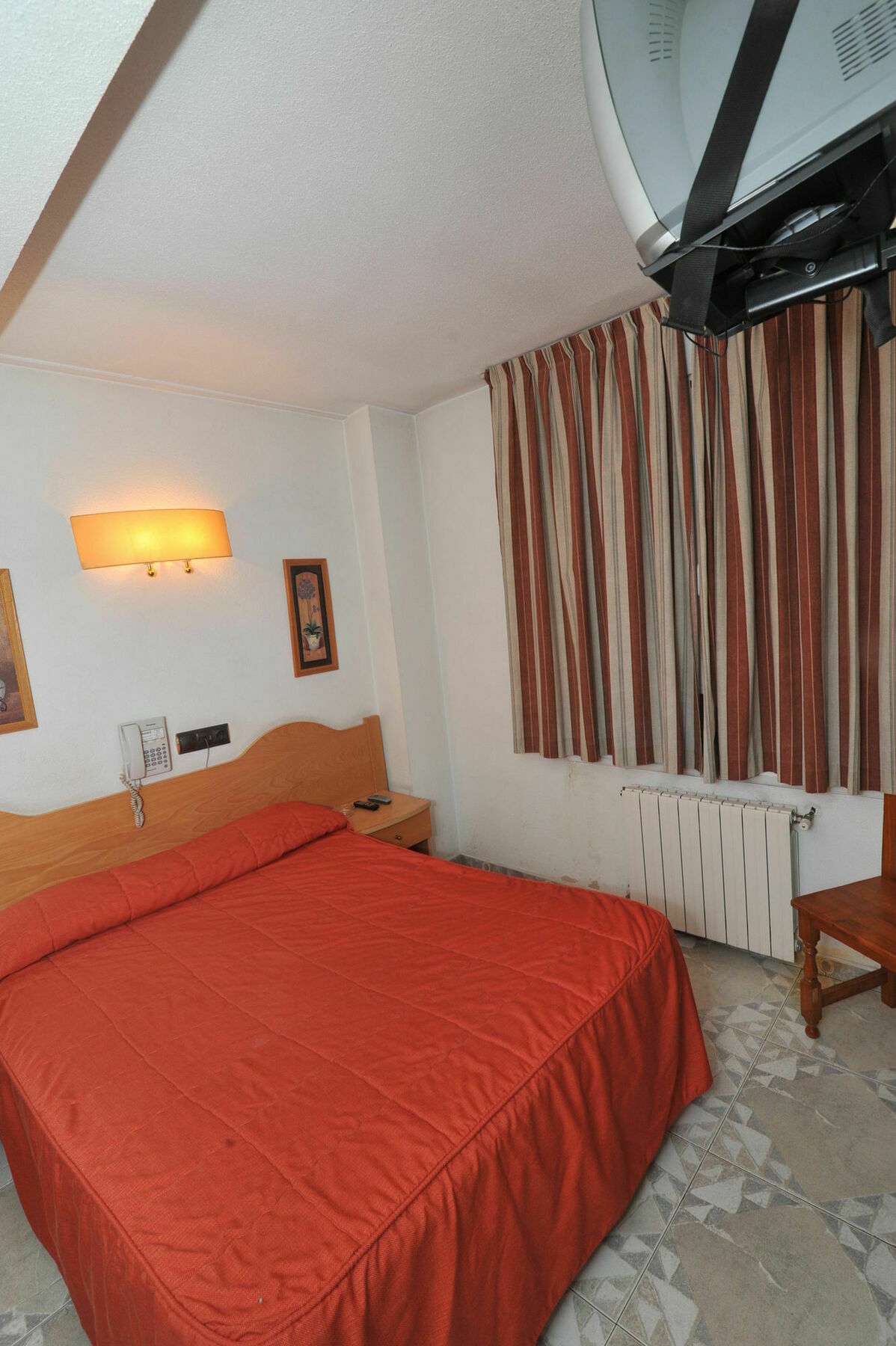 Hostal Goyma II San Fernando De Henares Exterior photo