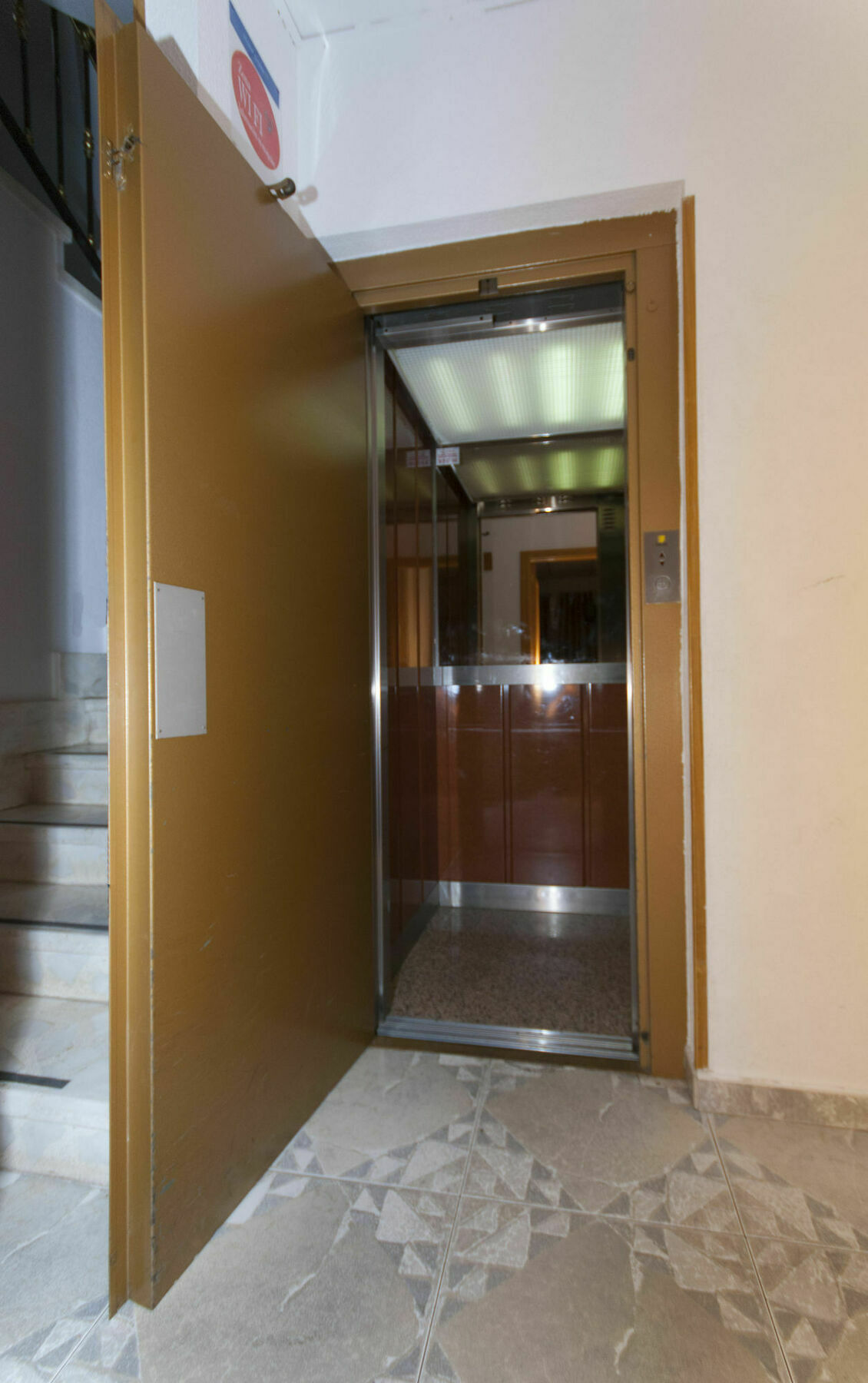 Hostal Goyma II San Fernando De Henares Exterior photo