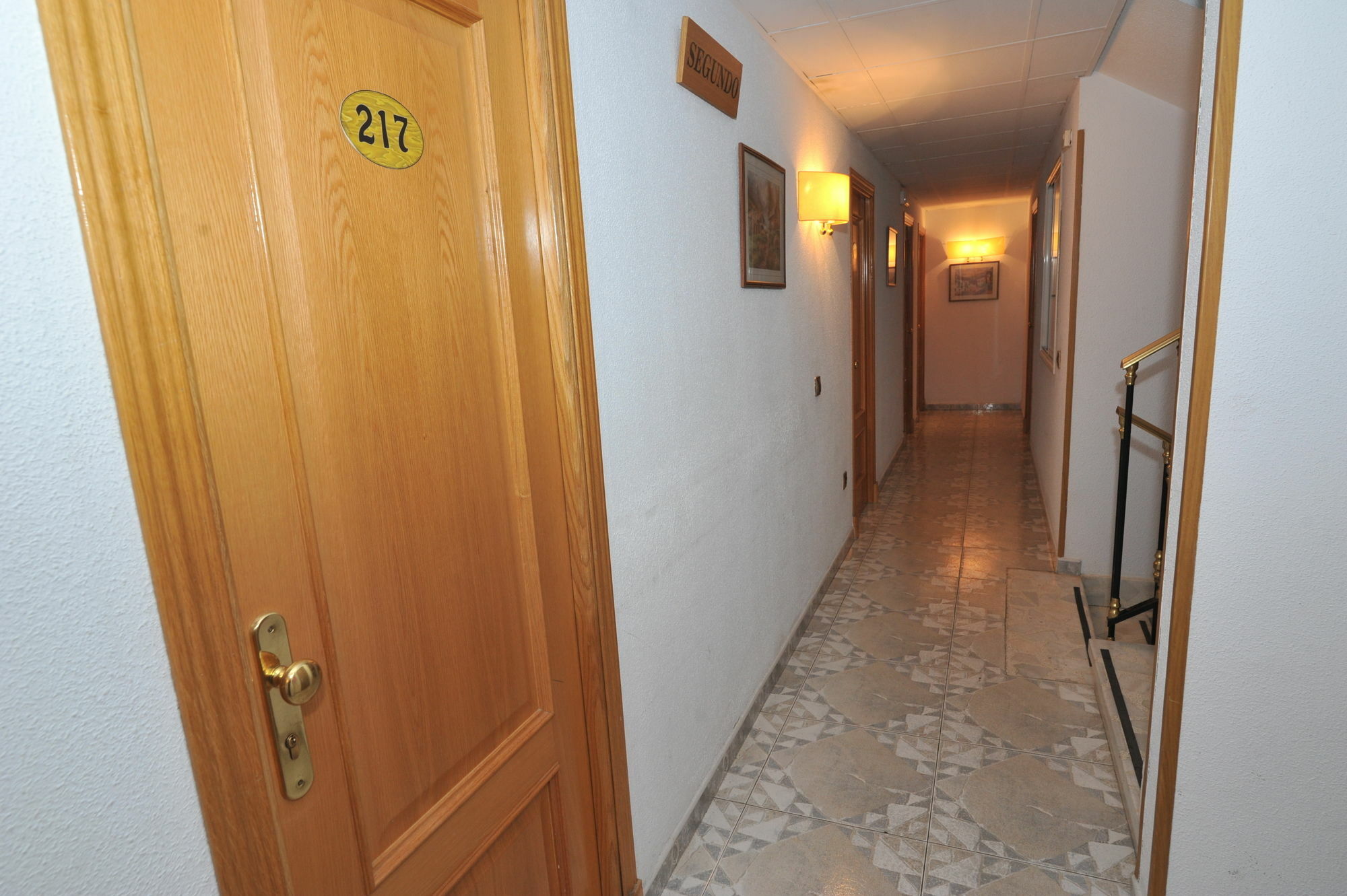 Hostal Goyma II San Fernando De Henares Exterior photo