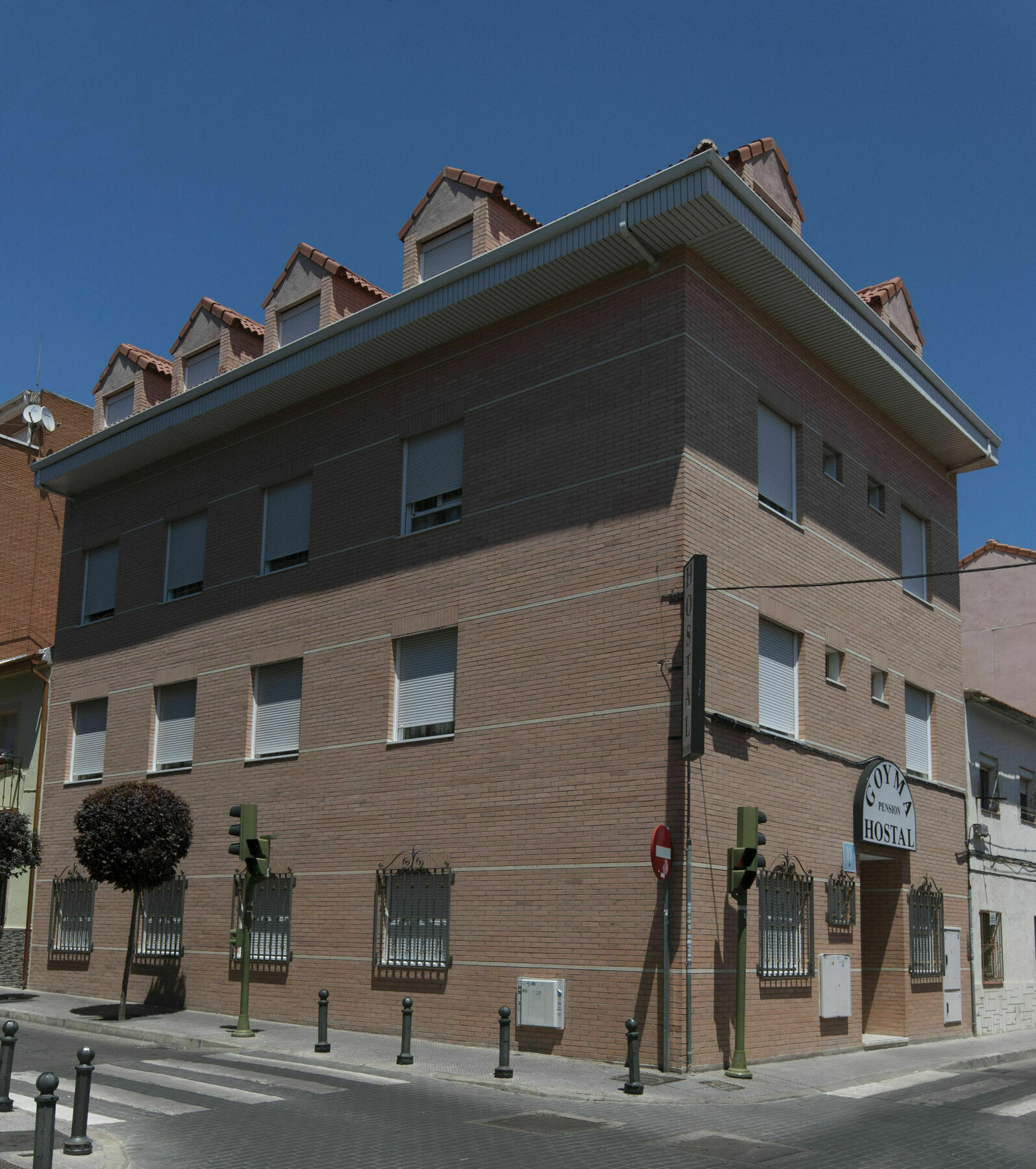 Hostal Goyma II San Fernando De Henares Exterior photo